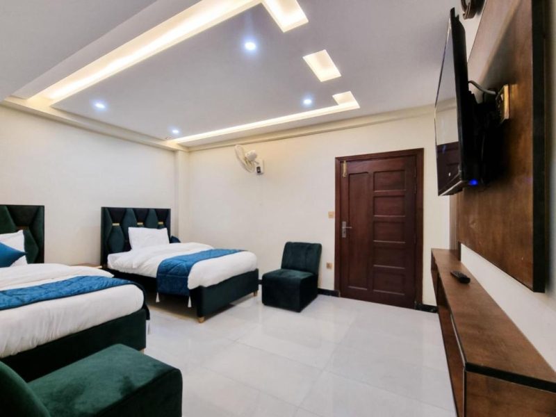 Family-Room-Summer-palace-hotel