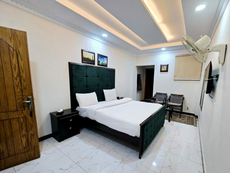 Double Bed Room Grand Taj Hotel