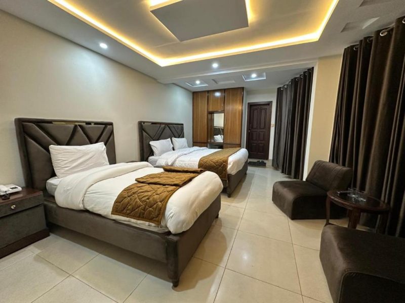 Triple Room